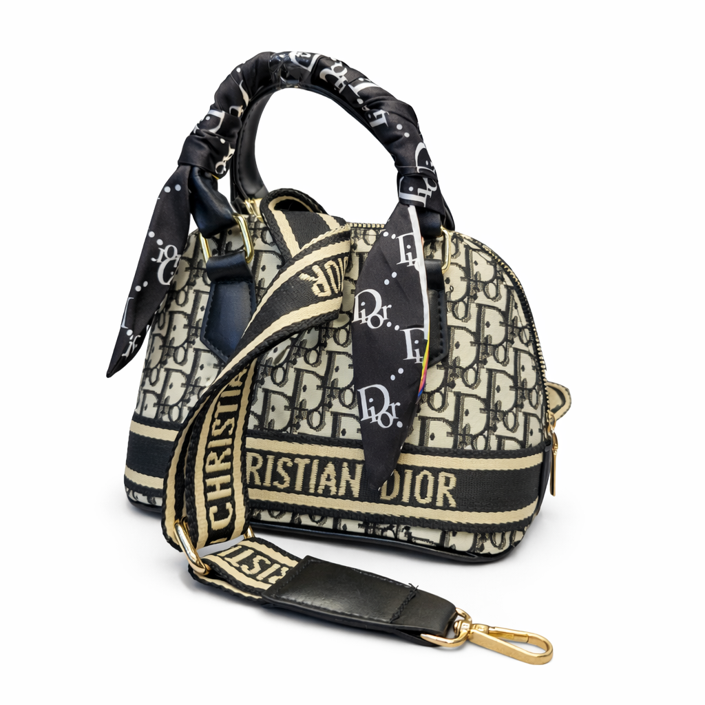 پاسپورتی بنداسپرت dior مدل فریبا